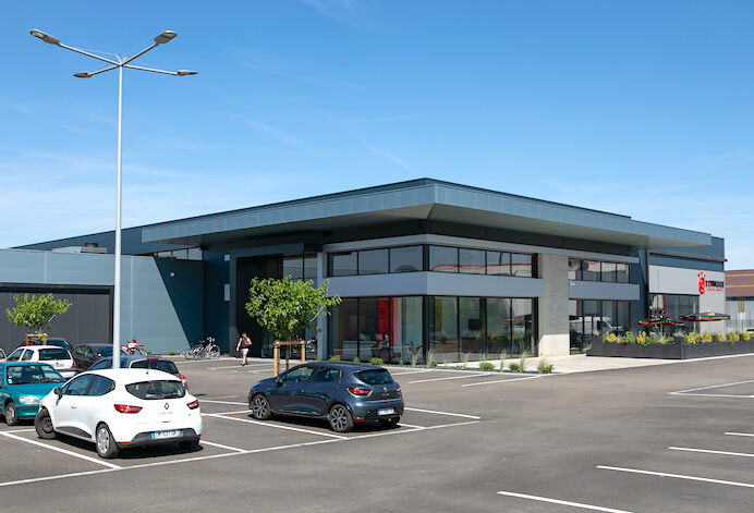 etincelle club de sport vue exterieur
